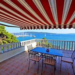 Apartment Luxury Cream, Kaštela
