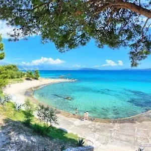 Apartment By The Sea 2, Kastela