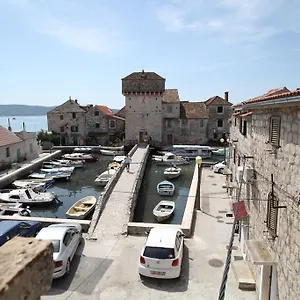Apartment Apartments More, Kaštela