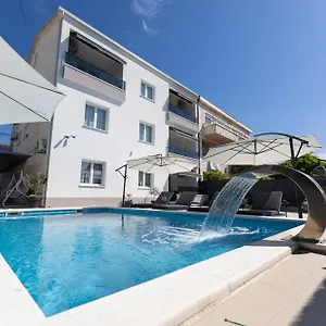 Apartment Bilopavlovic, Kaštela